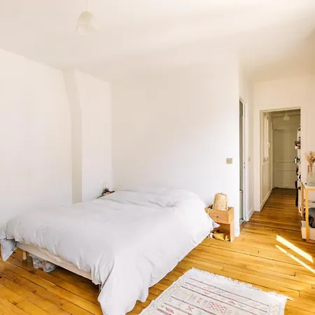 Guestready - Sejour De Charme Avec Balcon Paris